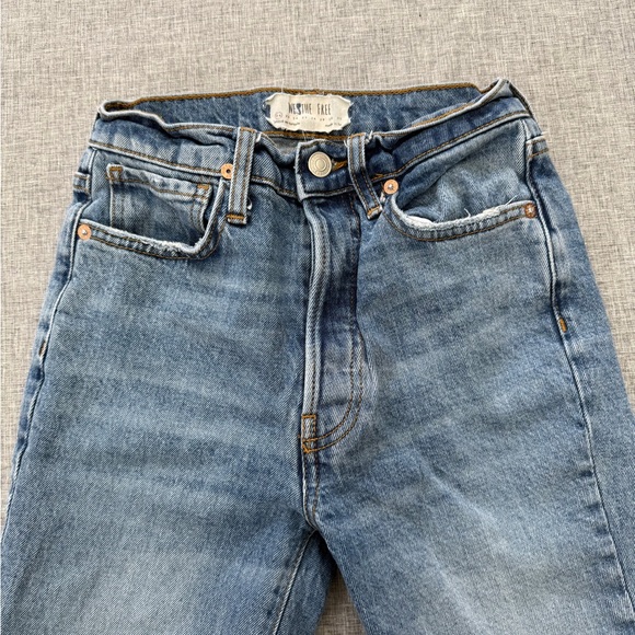 We The Free Blue Distressed Women Jeans - Picture 6 of 9